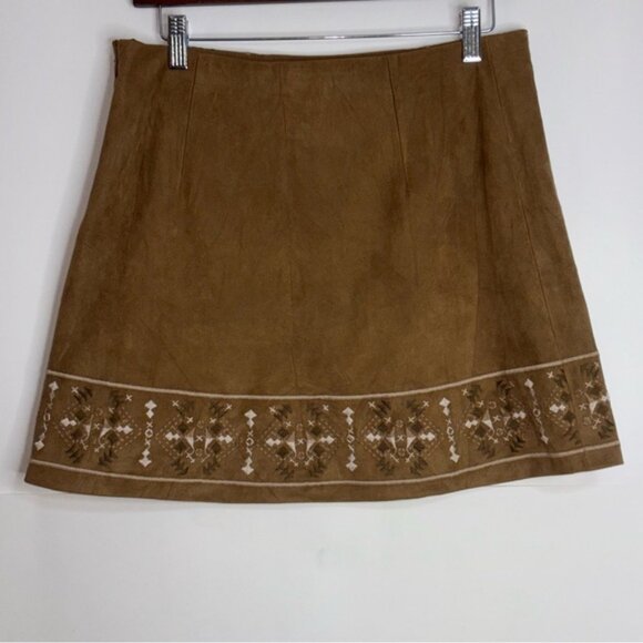 Abercrombie & Fitch Women’s Size 8 Brown Mini Skirt Embroidered Faux Suede Fall - Picture 10 of 10